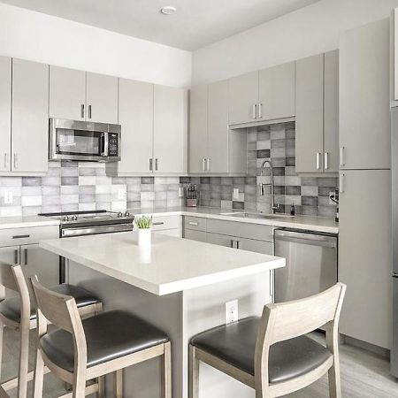 Landing Modern Apartment With Amazing Amenities Austin Buitenkant foto